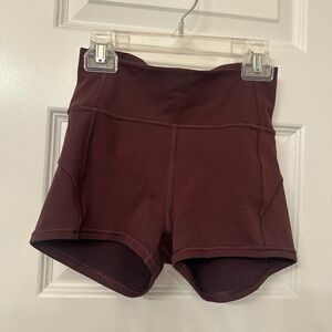Lululemon 2” shorts